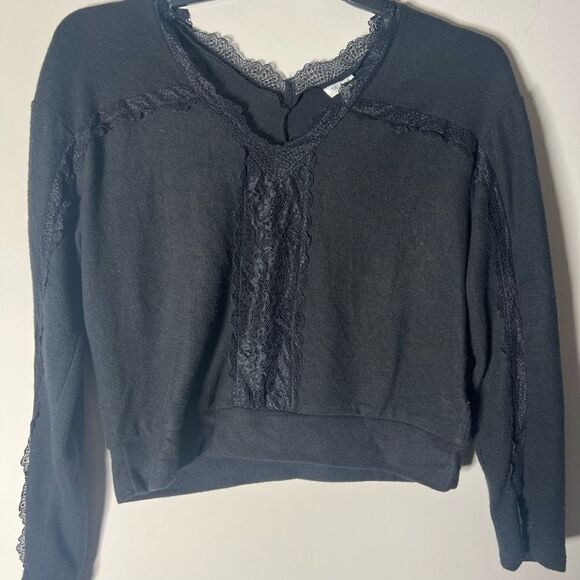 SELF ESTEEM Juniors' Lace-Trim V-Neck Top size women shirt, long sleeve Medium - Picture 5 of 5